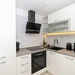 Sani Apartment *
