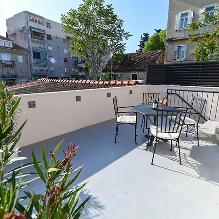 Appartement Sani